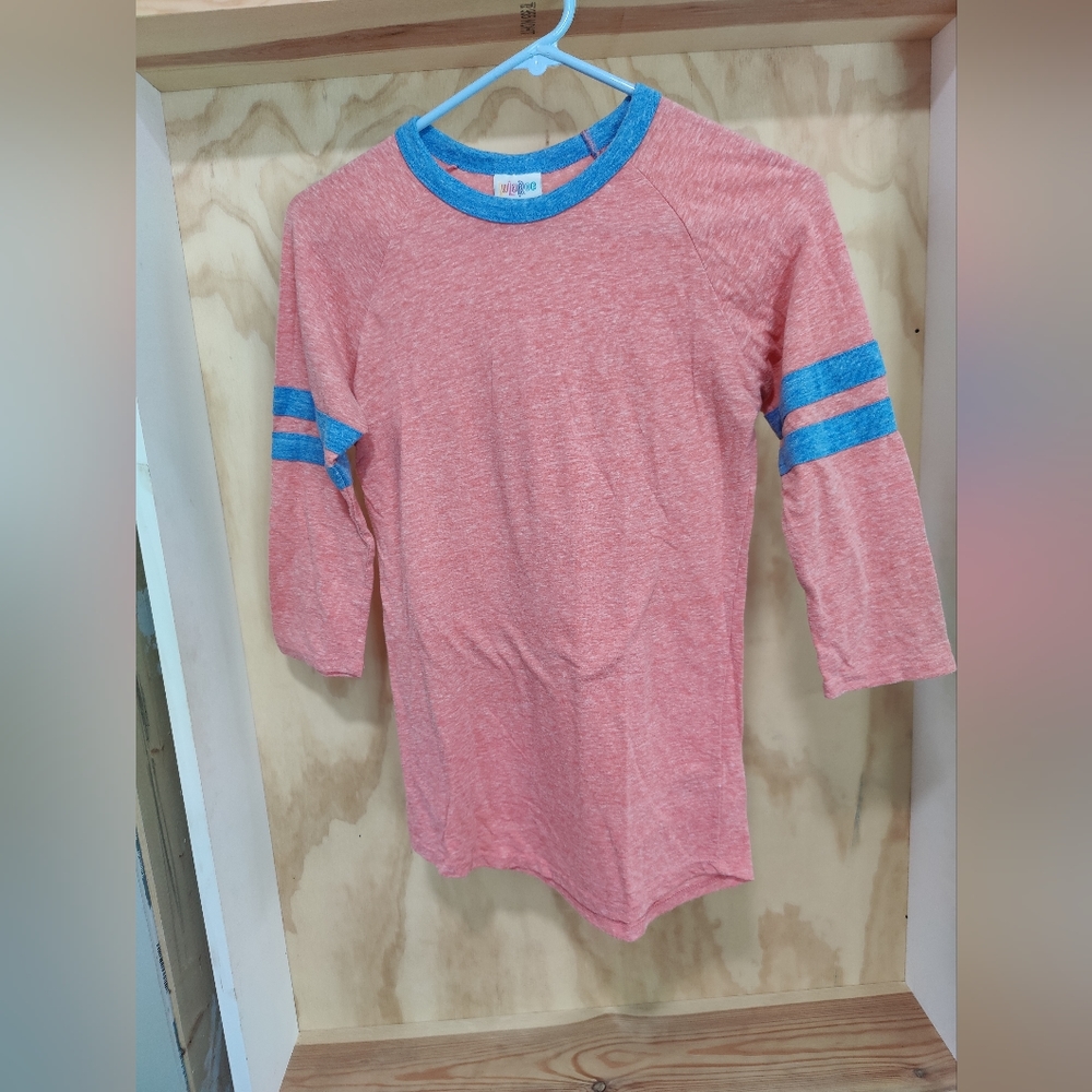 LuLaRoe Baseball sleeve tee